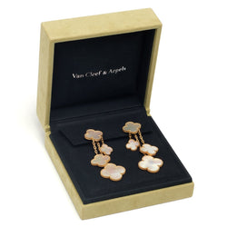 Boucles d’oreilles Van Cleef & Arpels Magic Alhambra 4 motifs - Castafiore