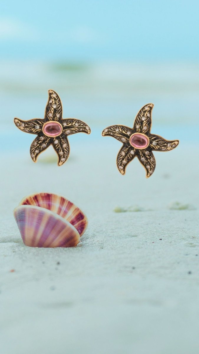 Boucles d'Oreilles Vintage Etoiles de Mer Tourmaline Diamants Email Or Jaune 18 Carats - Castafiore