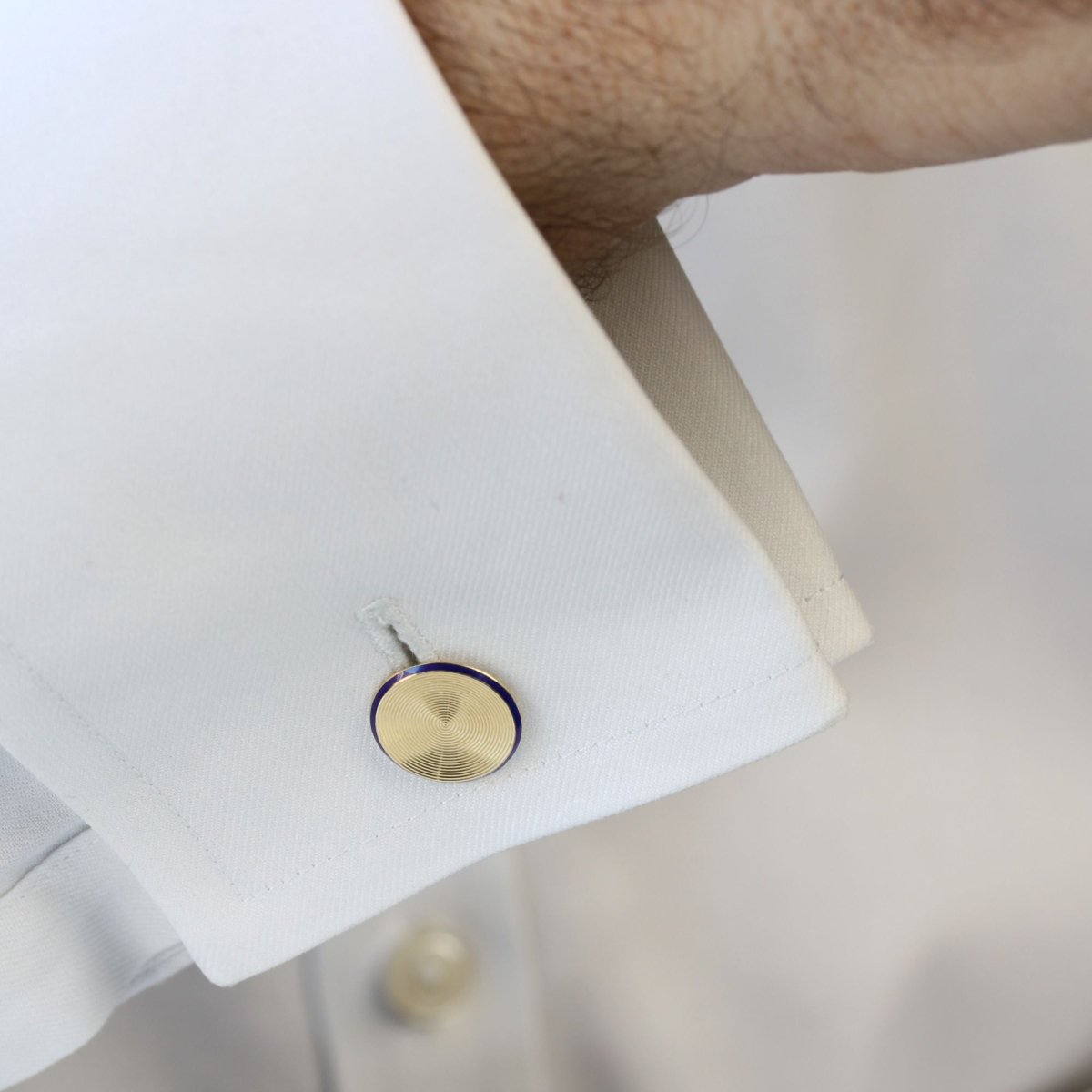 Boutons de manchettes ANCIENS En or jaune et email - Castafiore