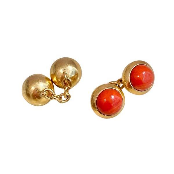 Boutons de manchettes CARTIER en or jaune et corail - Castafiore