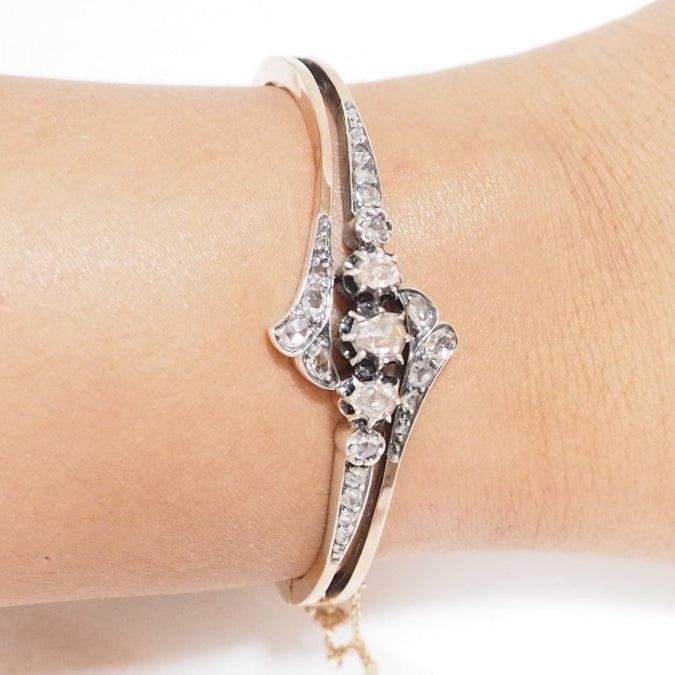 Bracelet ancien du XIX ème siècle en or rose et argent serti de diamants - Castafiore