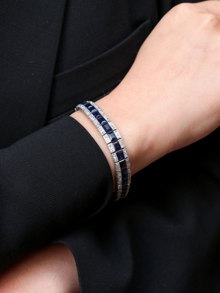 Bracelet Art - Déco en or, platine, saphirs et diamants - Castafiore