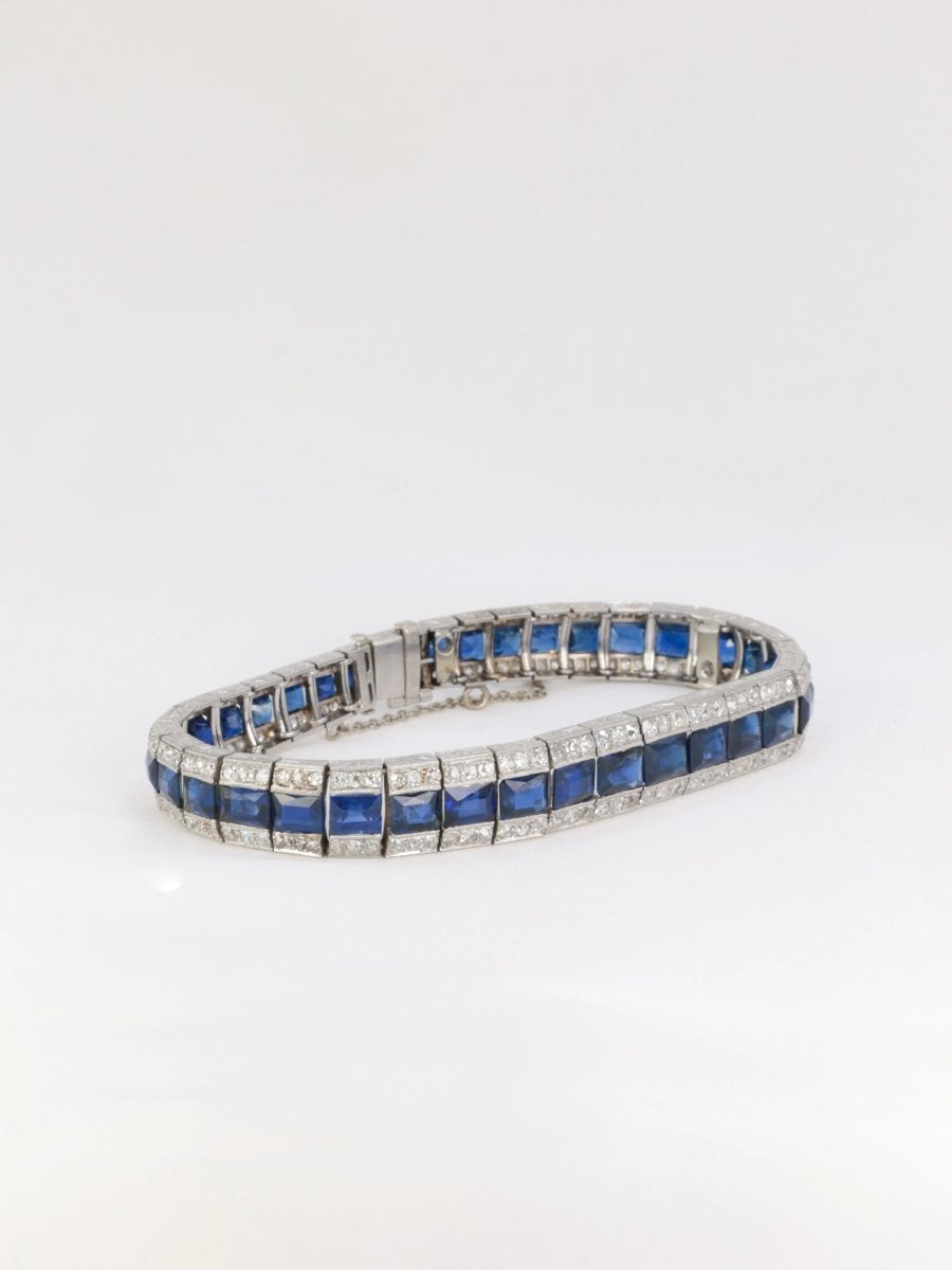Bracelet Art - Déco en or, platine, saphirs et diamants - Castafiore