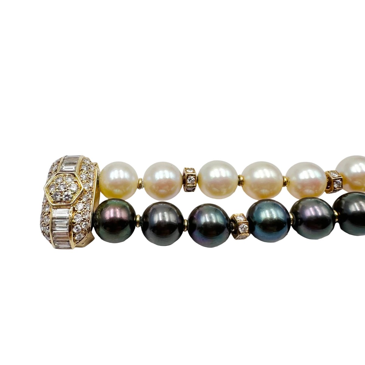 Bracelet BOUCHERON en or jaune, perles et diamants - Castafiore