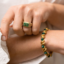 Bracelet Cartier boules en or jaune et chrysoprases - Castafiore