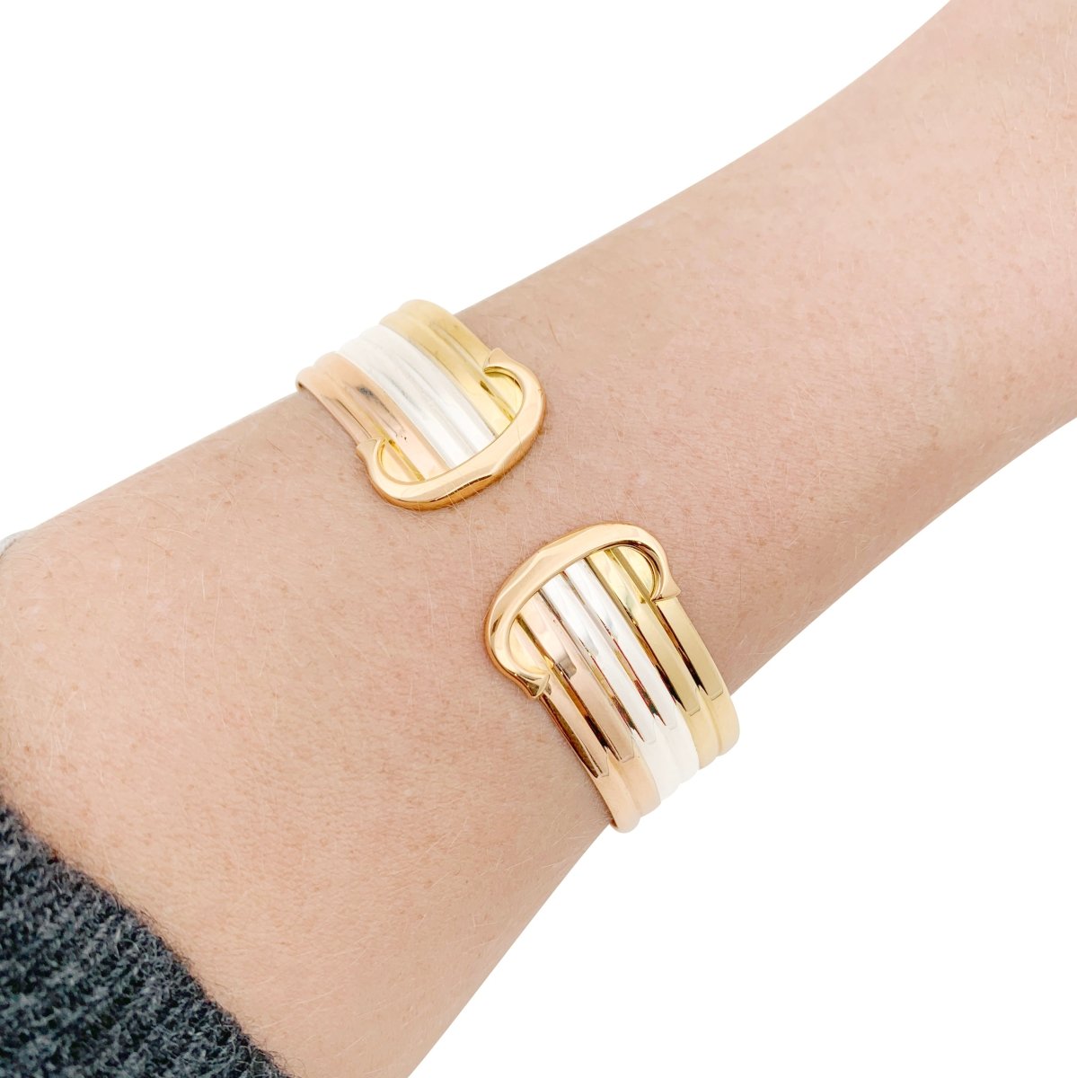 Bracelet CARTIER "Double C" en trois ors - Castafiore