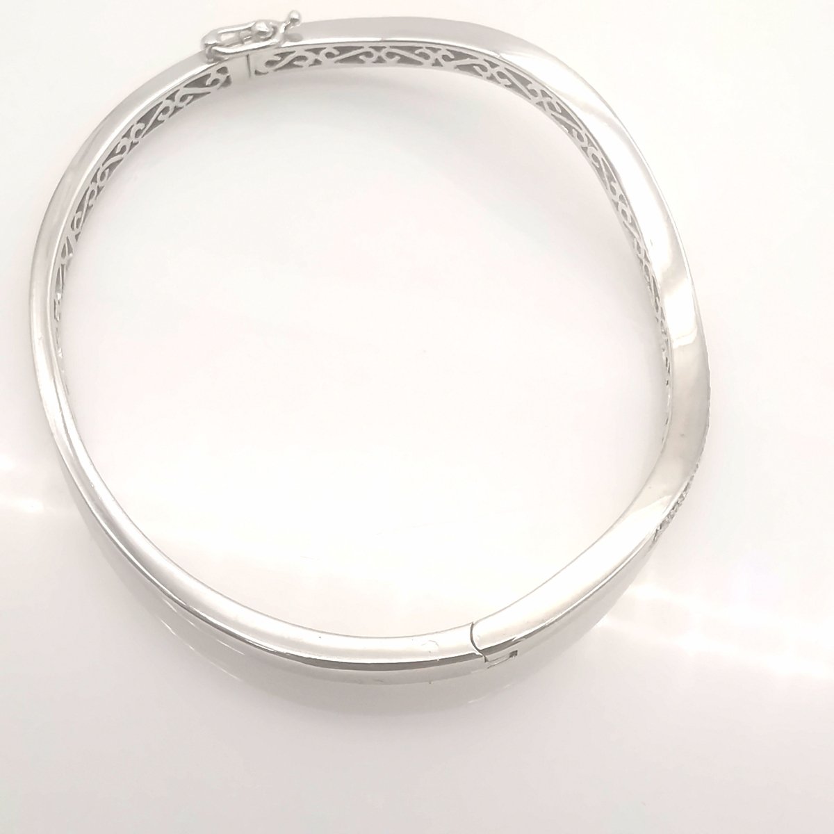 bracelet en or blanc et diamant - Castafiore