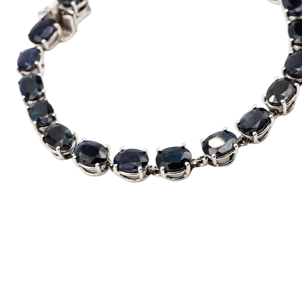 Bracelet en or blanc et saphirs - Castafiore
