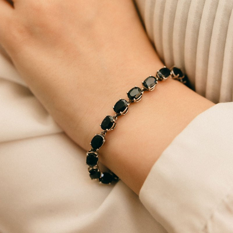 Bracelet en or blanc et saphirs - Castafiore