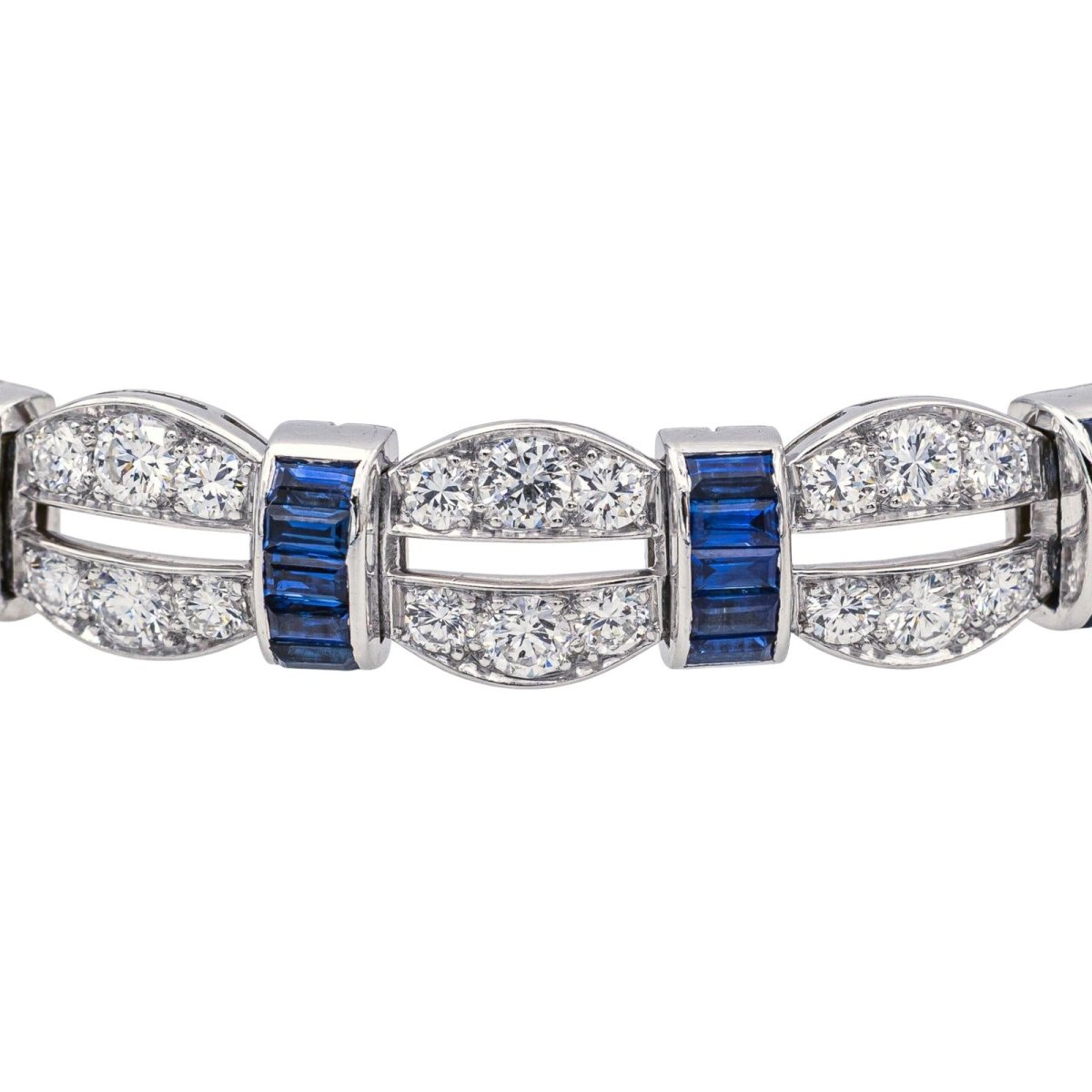 Bracelet en or blanc, saphirs et diamants - Castafiore