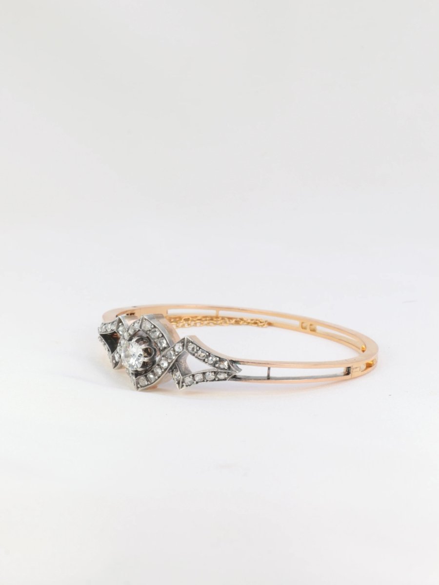 Bracelet jonc ancien fin 19ème en or rose, argent et diamants taille ancienne - Castafiore