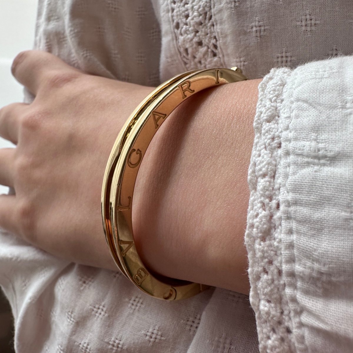 Bracelet Jonc BULGARI en or jaune - Castafiore
