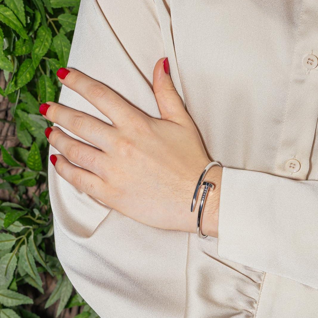 Bracelet Jonc CARTIER "Juste Un Clou" en or blanc - Castafiore