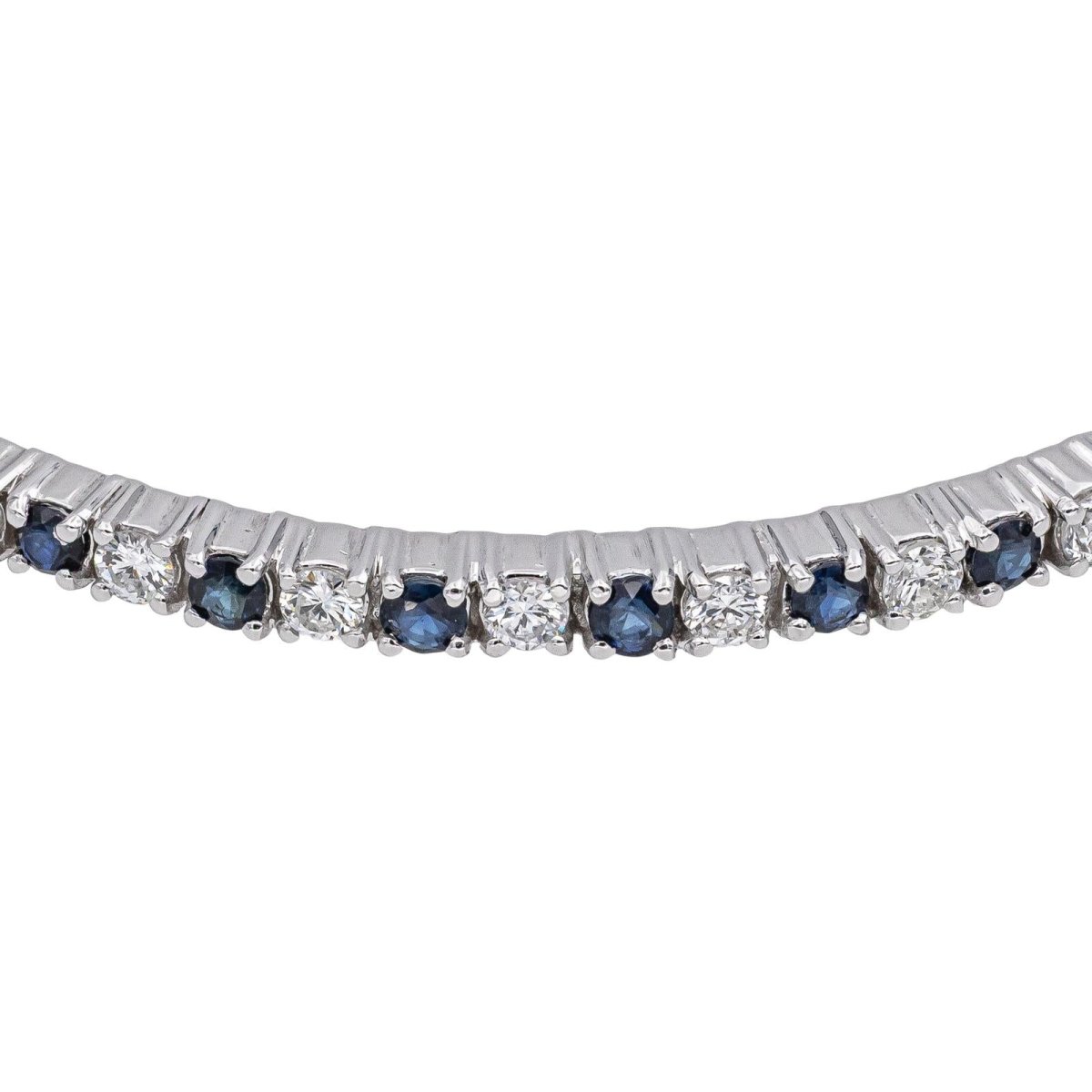 Bracelet Jonc en or blanc, saphirs et diamants - Castafiore