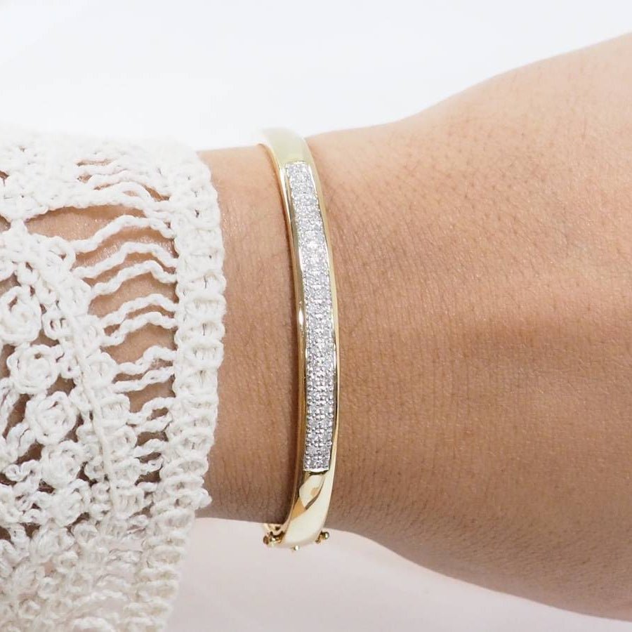 Bracelet Jonc en or jaune et diamants - Castafiore