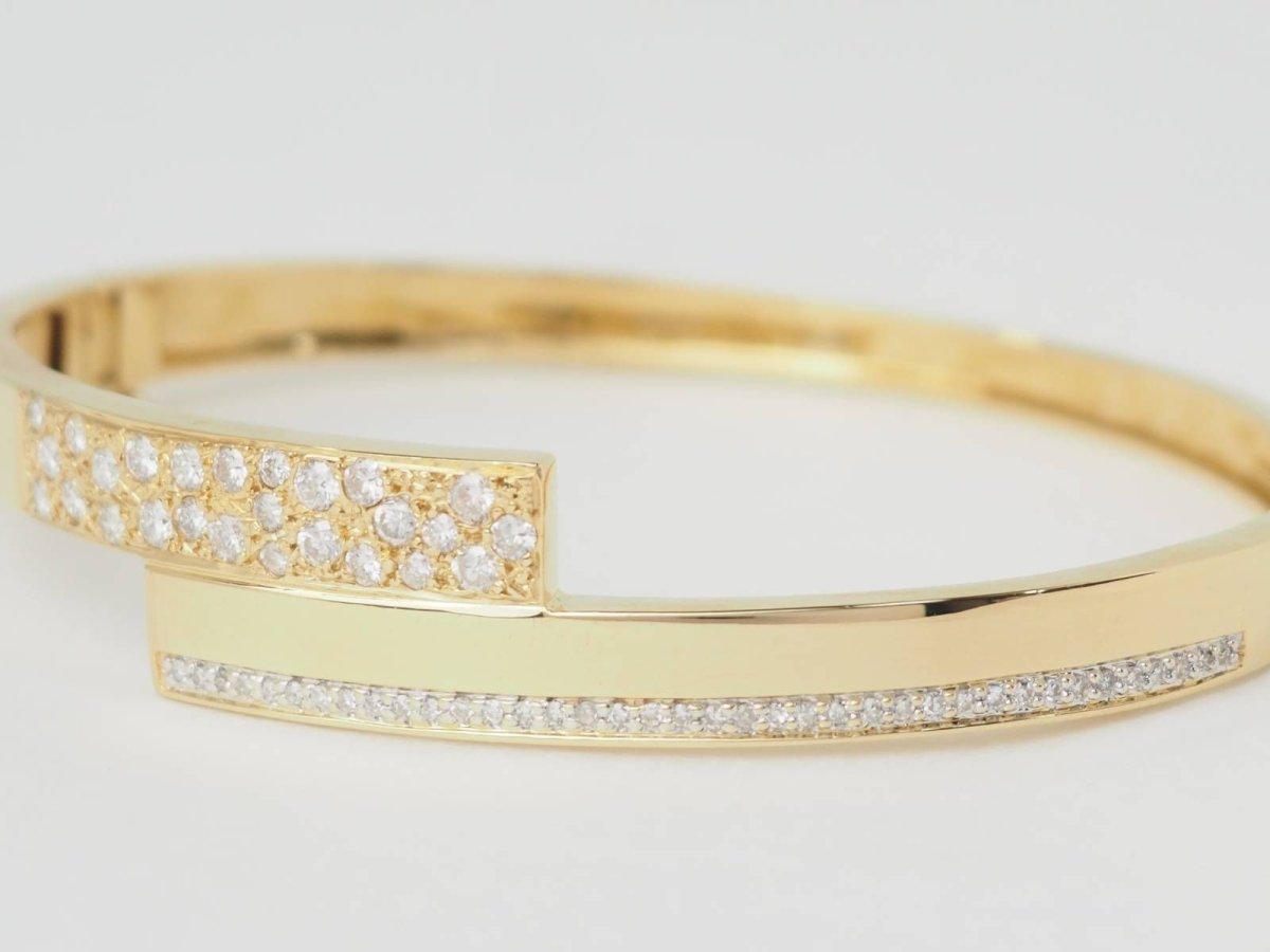 Bracelet Jonc en or jaune et diamants - Castafiore