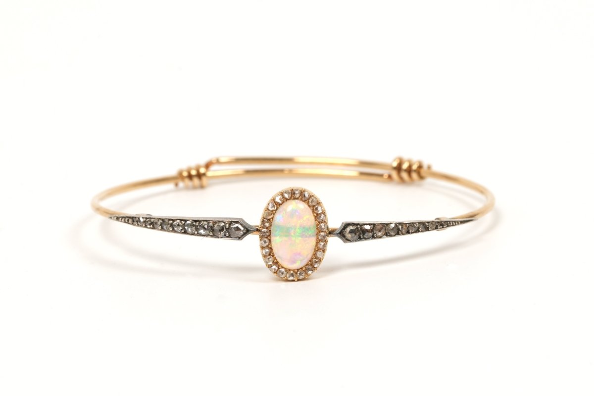 Bracelet Jonc en or jaune, opale et diamants - Castafiore