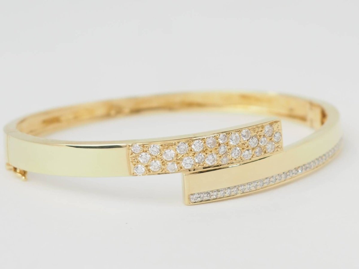 Bracelet Jonc plat ouvrant or jaune et diamants - Castafiore