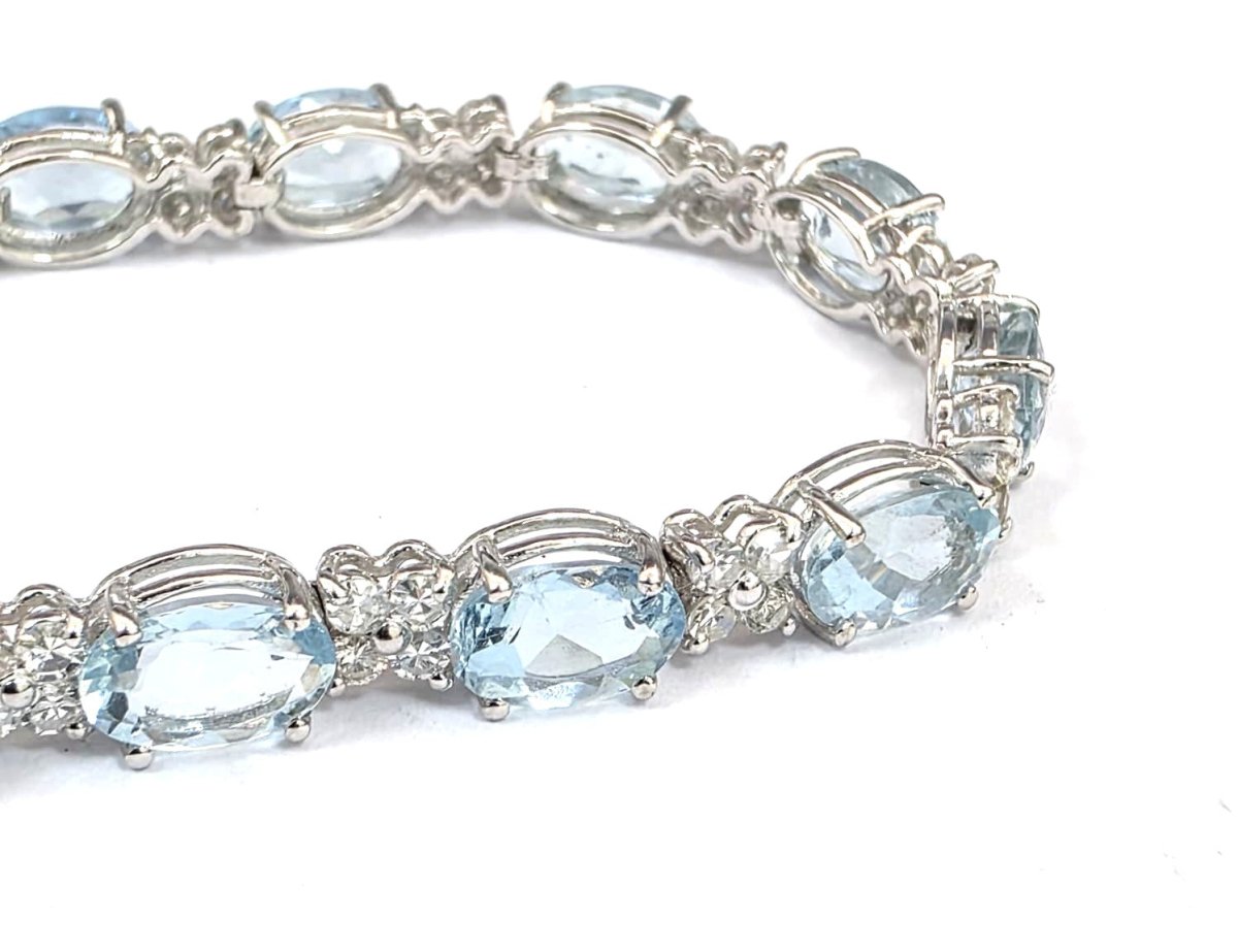 Bracelet Ligne en or blanc, aigue-marine et diamants - Castafiore