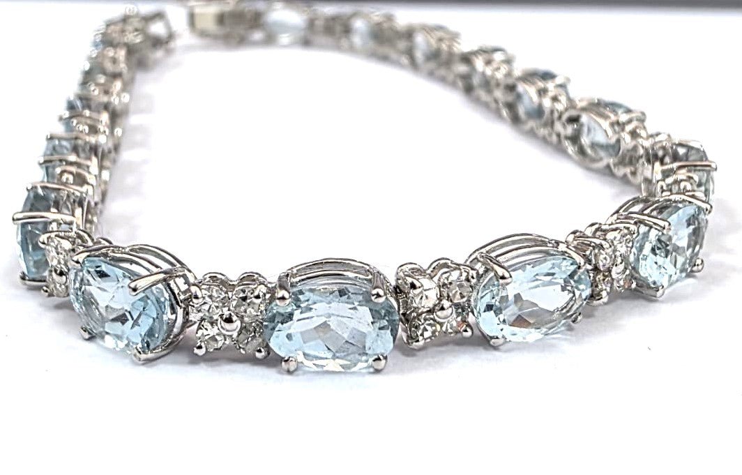 Bracelet Ligne en or blanc, aigue-marine et diamants - Castafiore