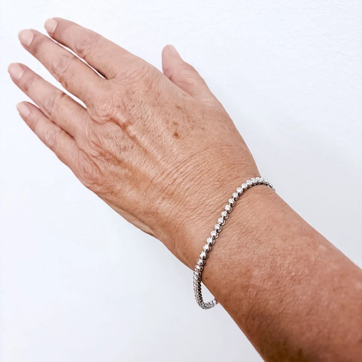 Bracelet Ligne en or blanc et diamants - Castafiore