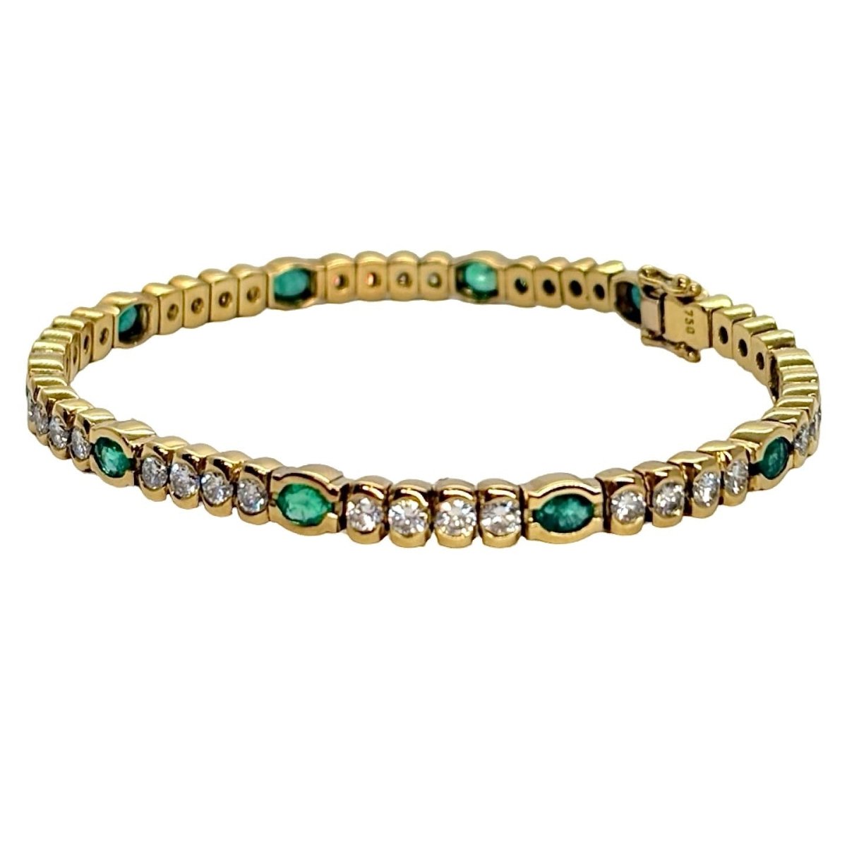 Bracelet Ligne en or jaune, émeraudes et diamants - Castafiore