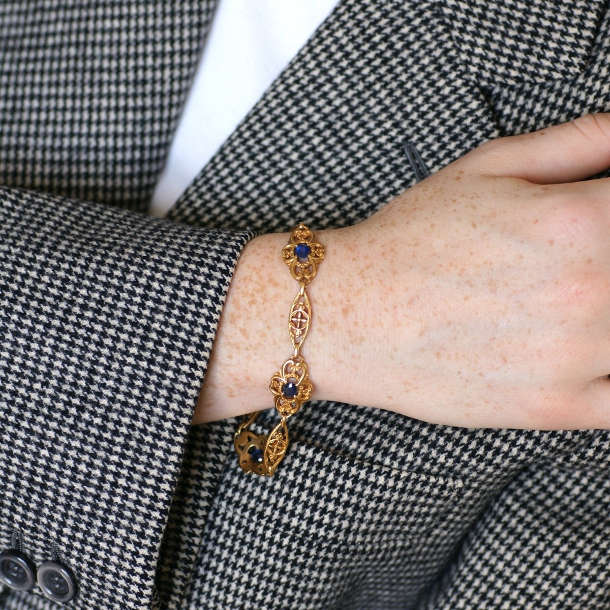 Bracelet Maille en or jaune et saphirs - Castafiore