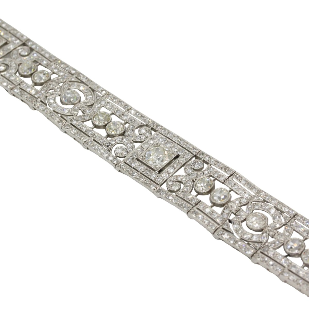 Bracelet Manchette en platine et diamants - Castafiore