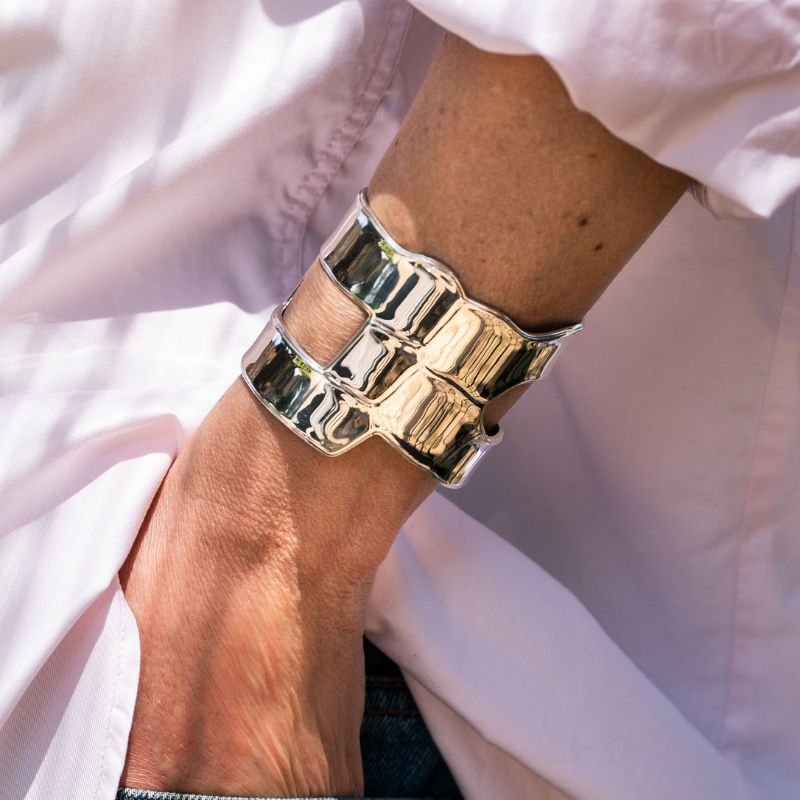 Bracelet manchette HERMES "Niloticus Eclat" en argent - Castafiore