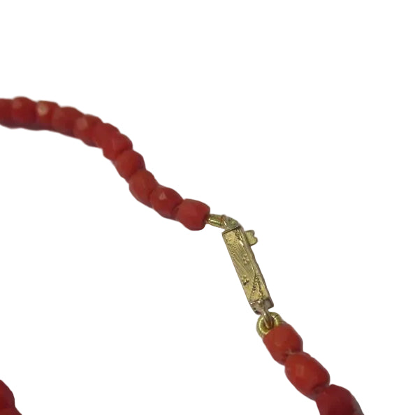Bracelet régional en or rose et corail - Castafiore