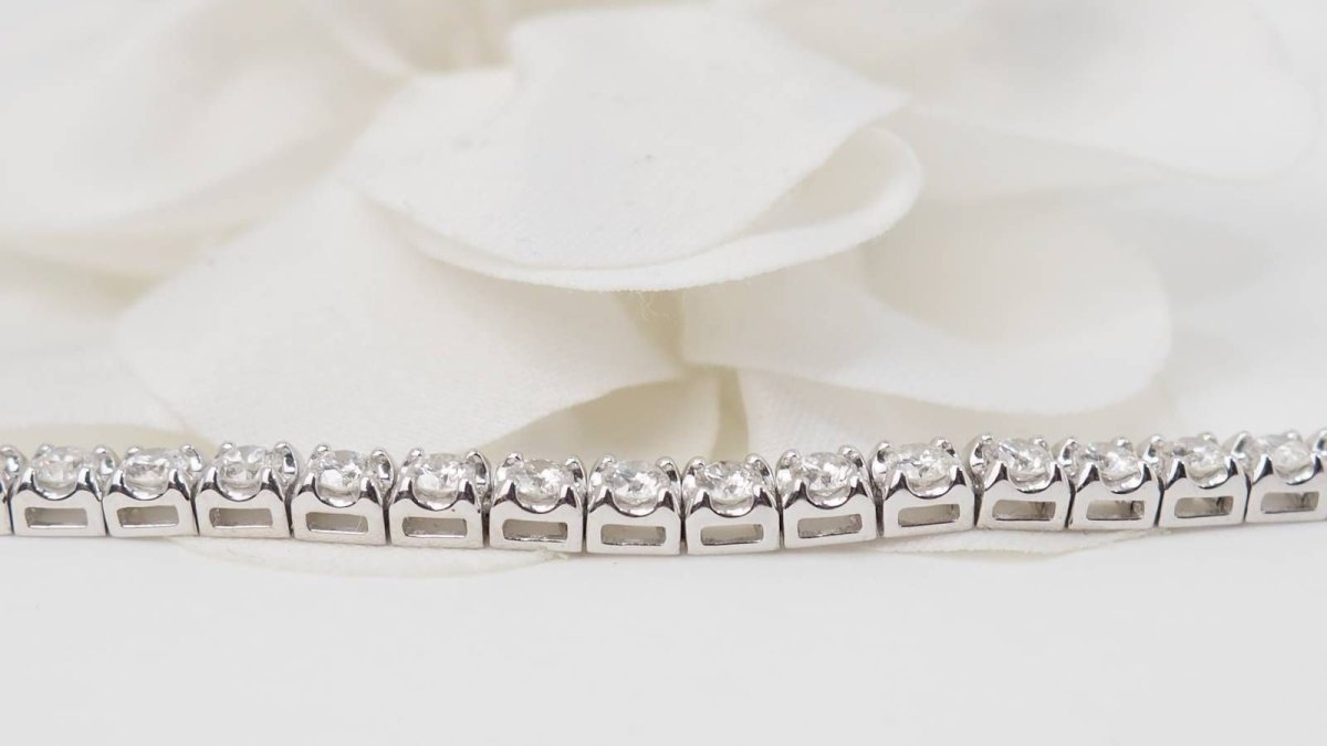 Bracelet rivière en or blanc et diamants - Castafiore