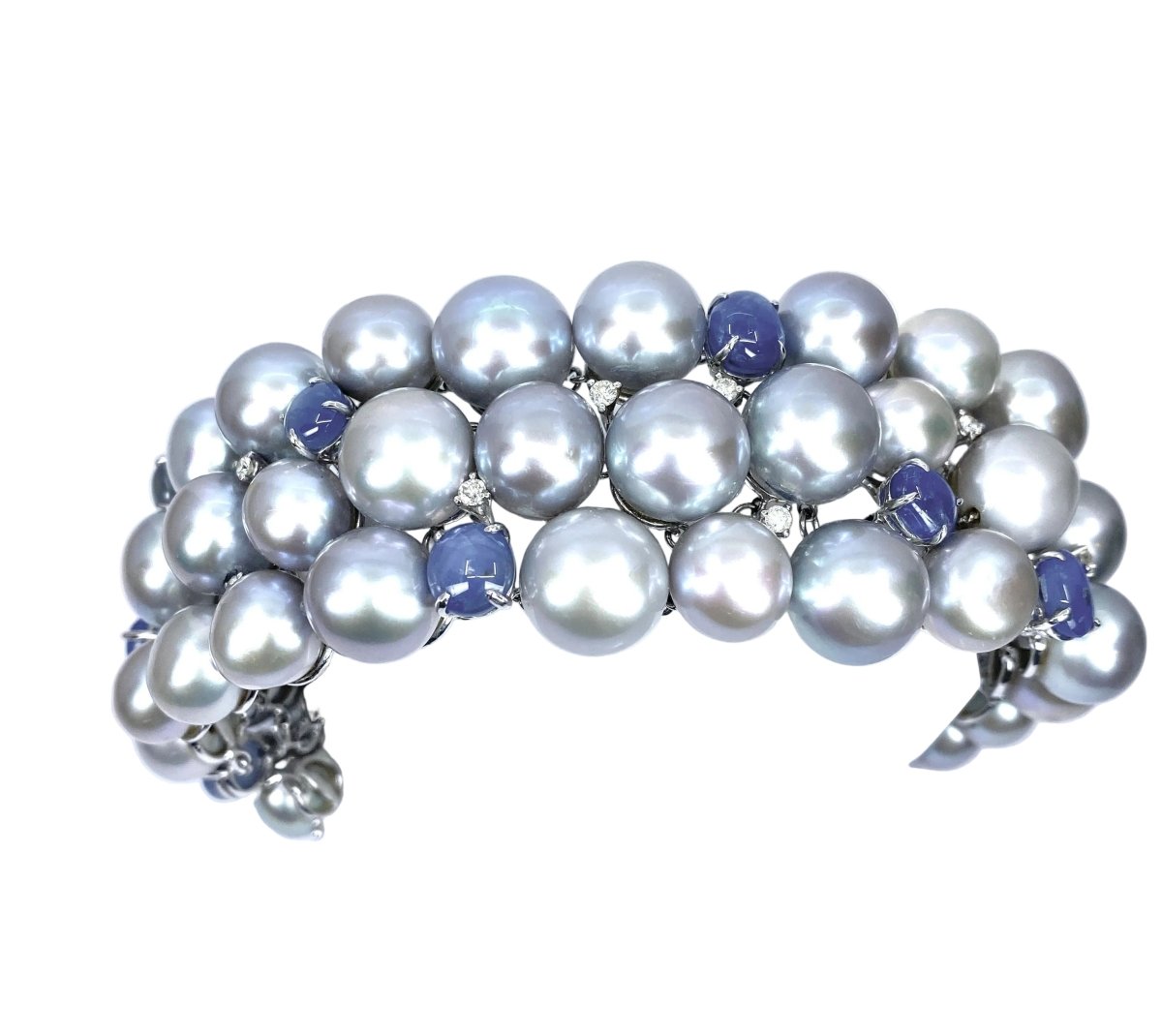 Bracelet Souple en or blanc, perles, saphirs et diamants - Castafiore