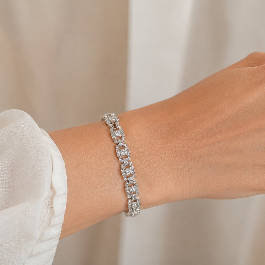 Bracelet Souple en platine et diamants - Castafiore