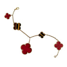 Bracelet VAN CLEEF & ARPELS "Magic Alhambra" en or jaune, oeil de tigre et cornaline - Castafiore