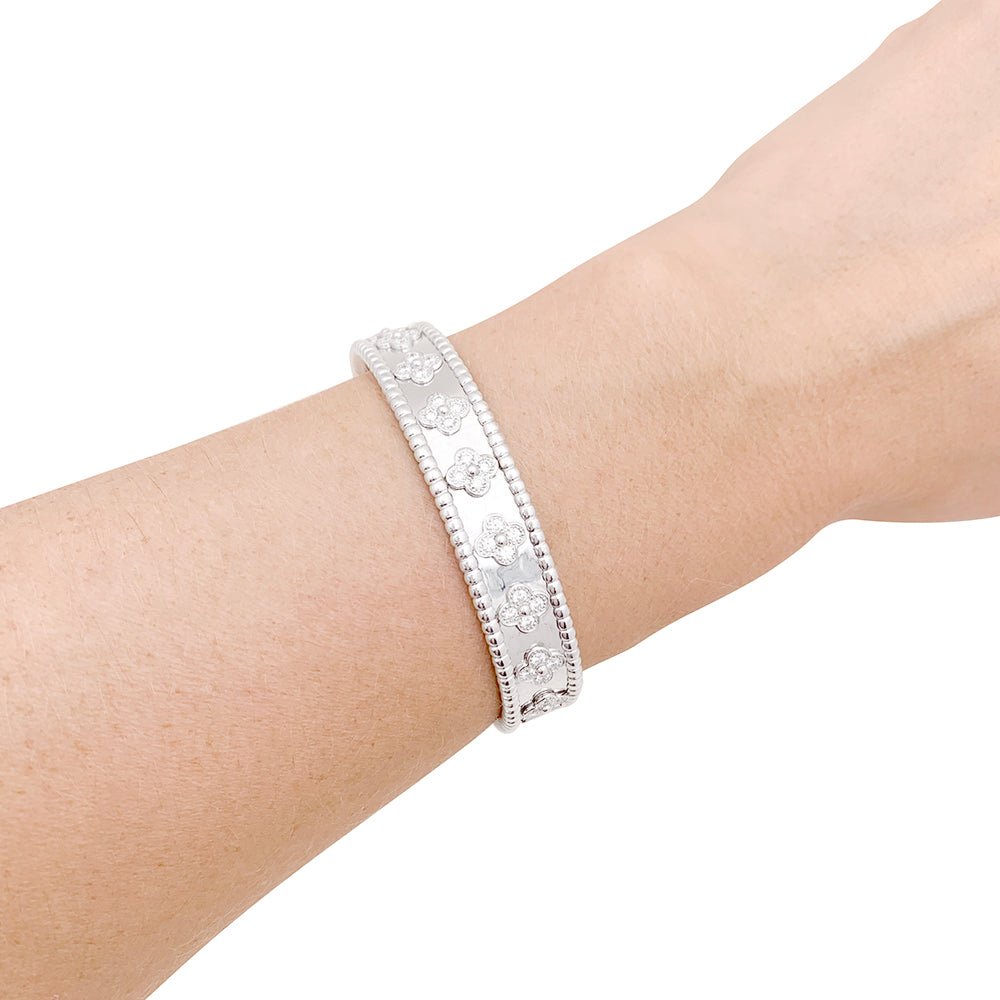 Bracelet van cleef shops femme prix