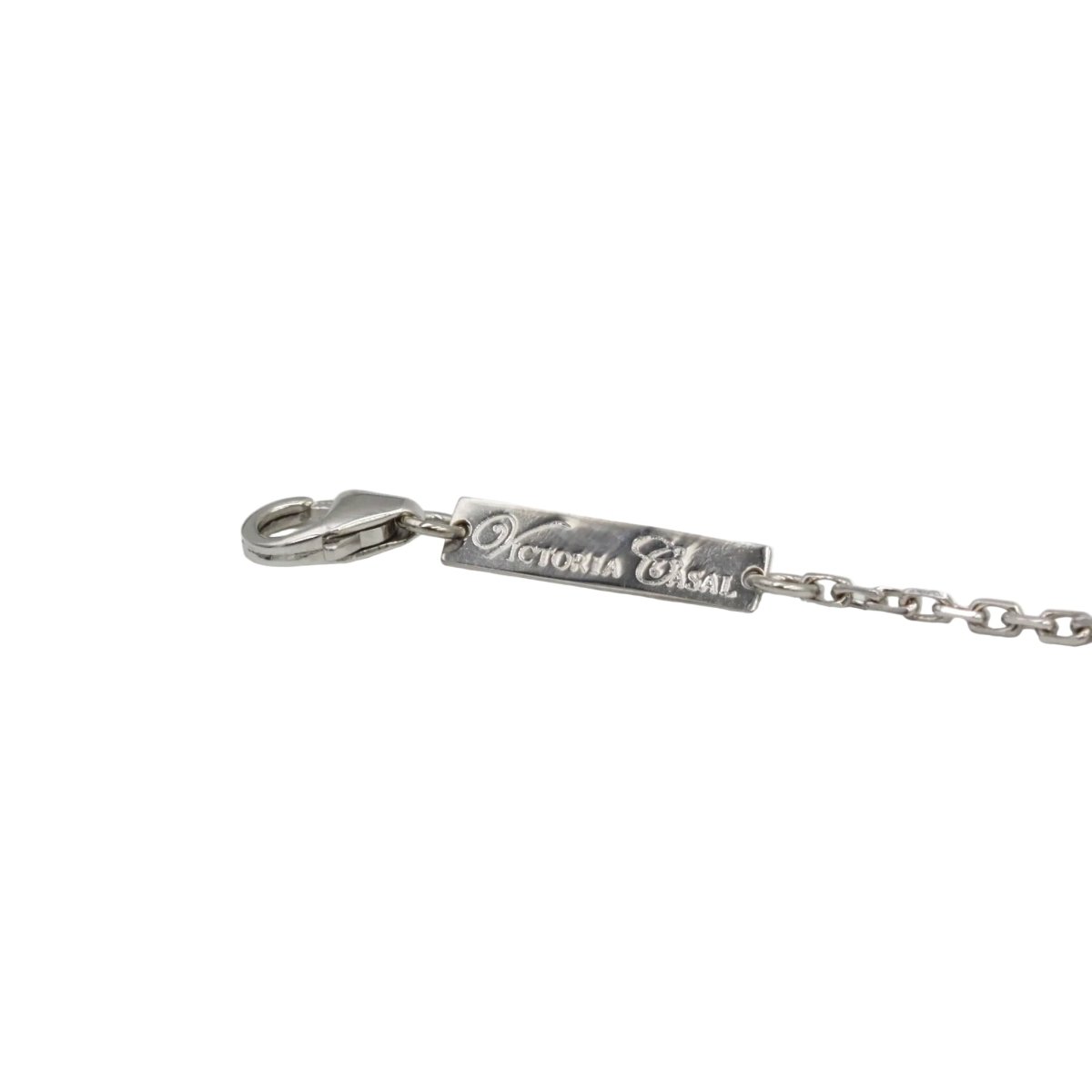 Bracelet VICTORIA CASAL "Étiquette" en or blanc, nacre et diamants - Castafiore
