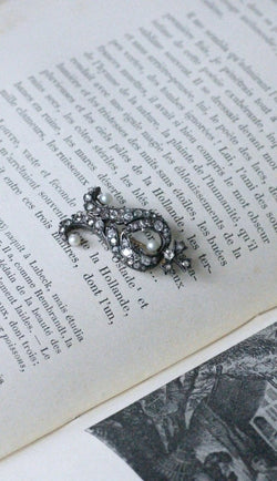Broche ancienne diamants et perles - Castafiore