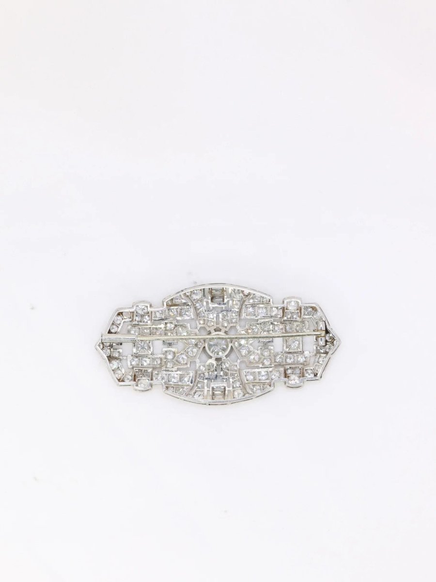 Broche Art Deco en Or blanc et diamants - Castafiore