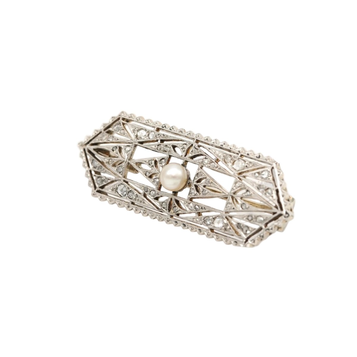 Broche Art Déco en or blanc, perle et diamants - Castafiore
