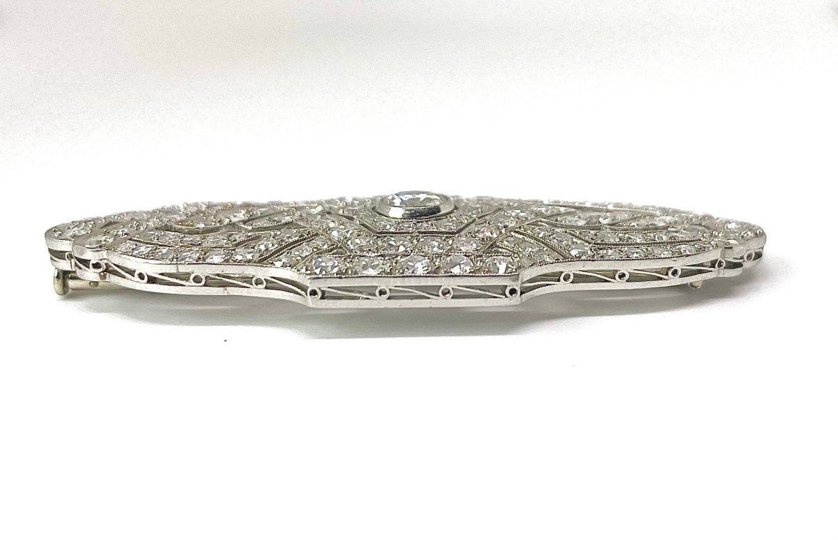 Broche Art Déco platine et 5,8 carats de diamants - Castafiore