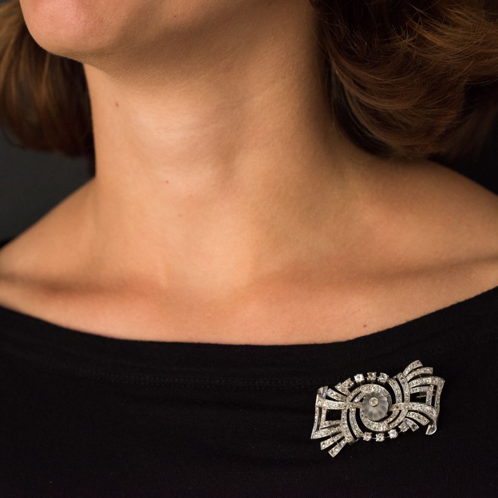 Broche ART DÉCO Rectangulaire en platine et or blanc - Castafiore