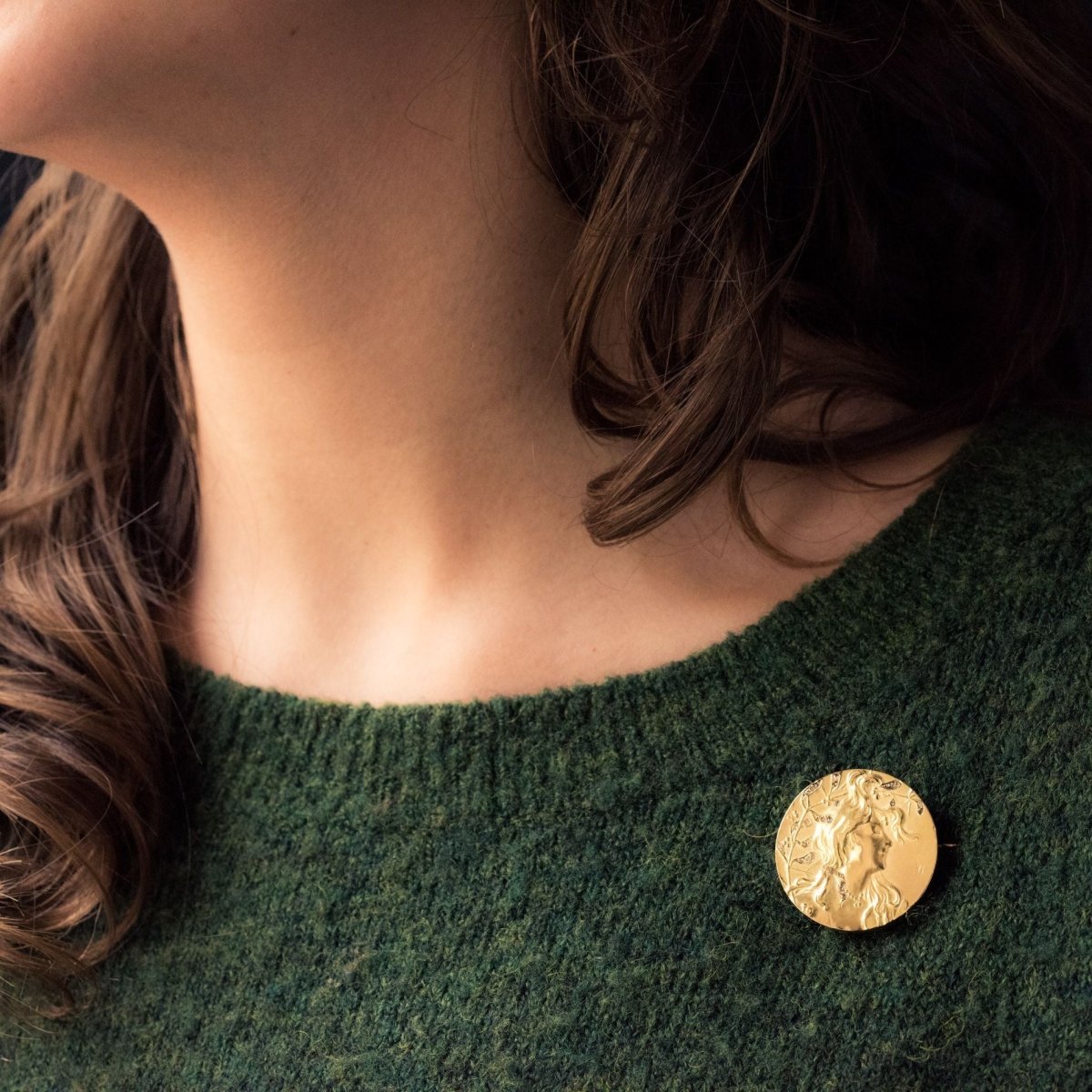 Broche art nouveau or et diamants taillés en rose - Castafiore