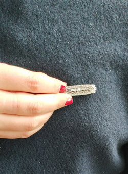 Broche Barrette Art Déco en or blanc et diamant - Castafiore