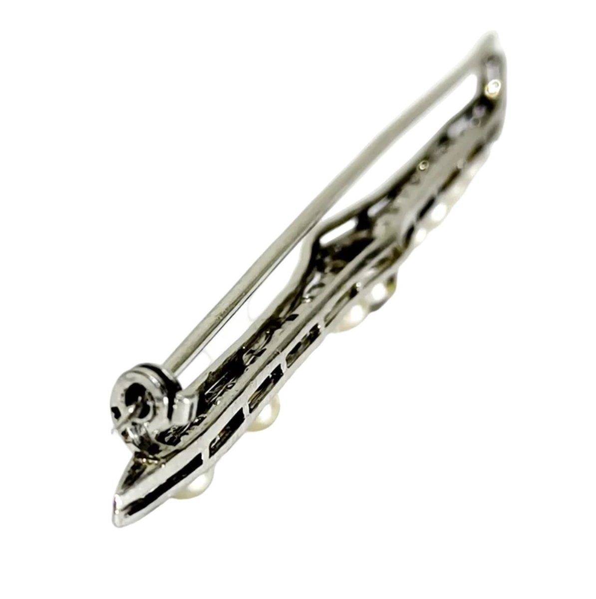 Broche Barrette en or blanc, perles, et diamants - Castafiore