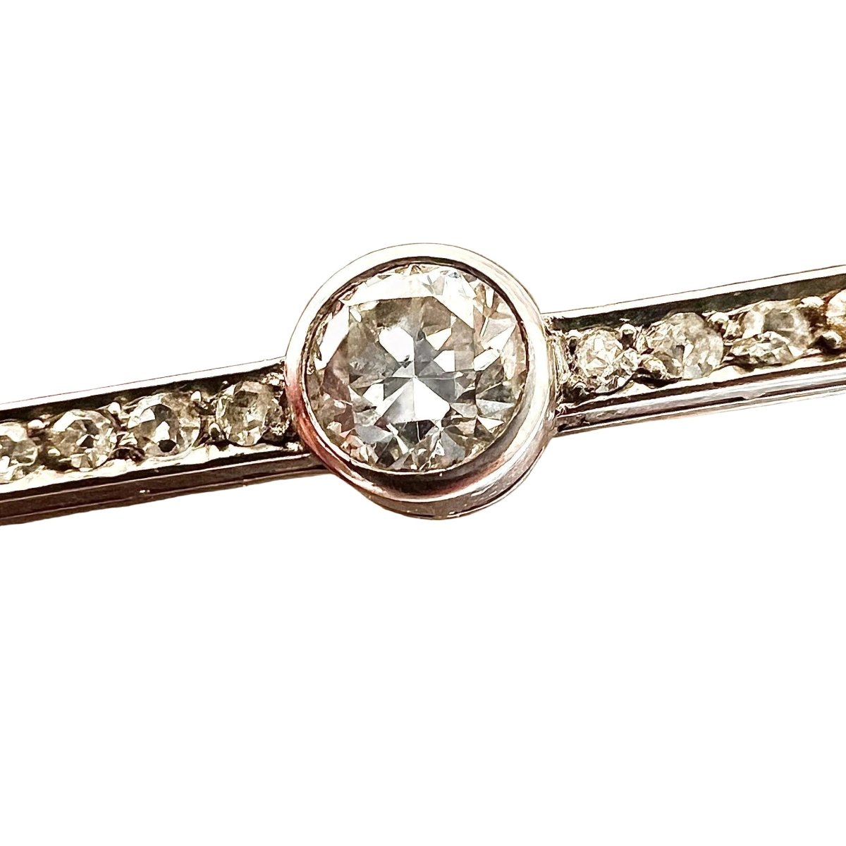 Broche Barrette en or blanc, platine et diamants - Castafiore