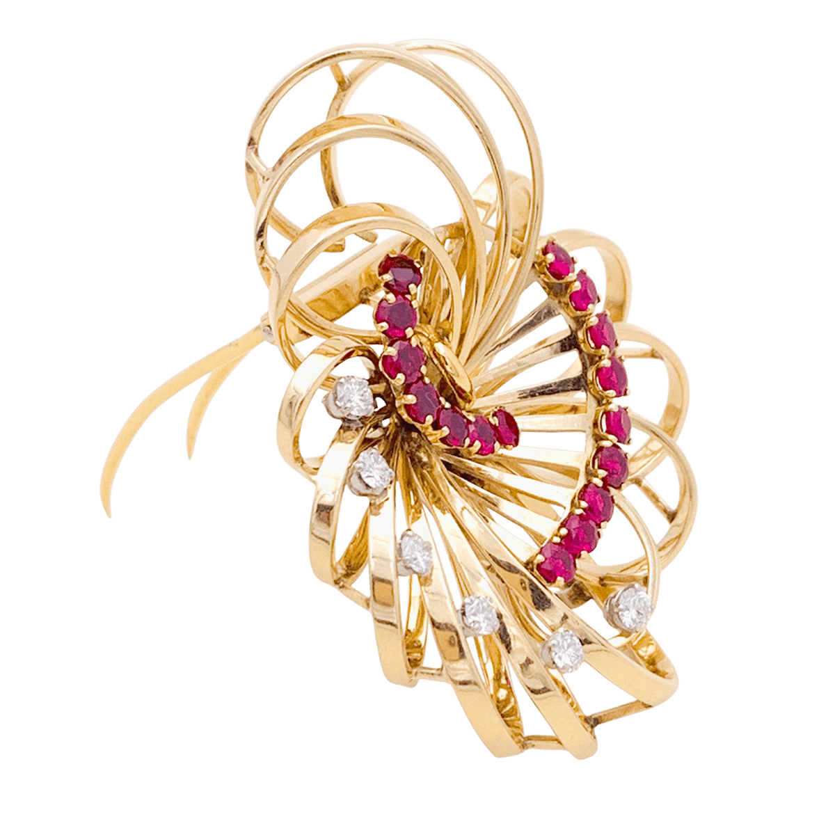 Broche BOUCHERON, or jaune, platine, rubis et diamants. - Castafiore