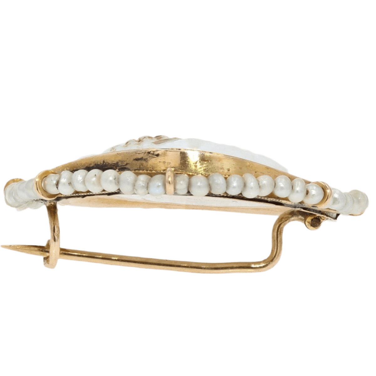 Broche Camée en or jaune et perles - Castafiore