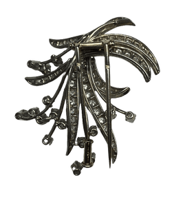 Broche Clip en or blanc et diamants - Castafiore