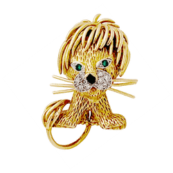 Broche Clip VAN CLEEF & ARPELS "Lion Ébouriffé" en or jaune, or blanc, émail, émeraudes et diamants - Castafiore