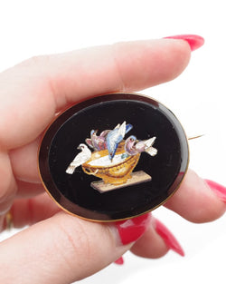 Broche colombes micro - mosaïque en or - Castafiore